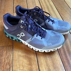 ON Cloud women’s sneaker.